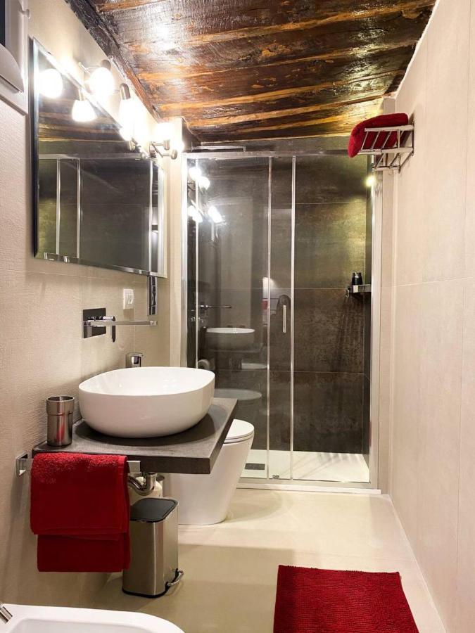 Rosso Partenopeo Appartement *